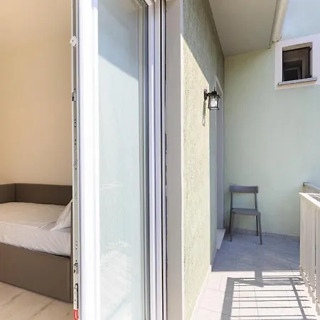 Felix 10 * 스트레사